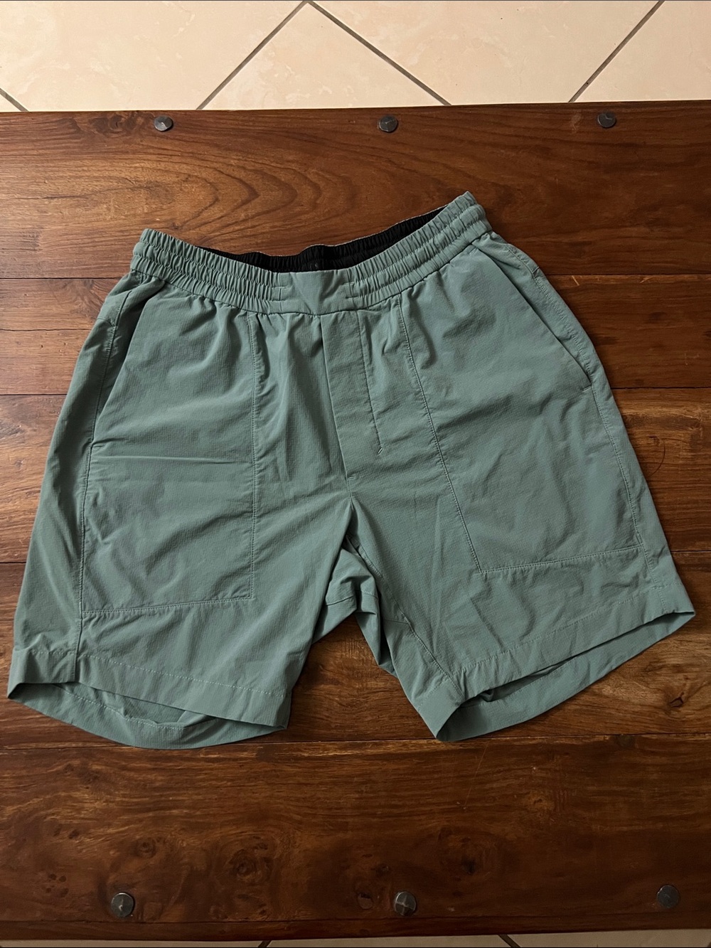 Lululemon men’s shorts